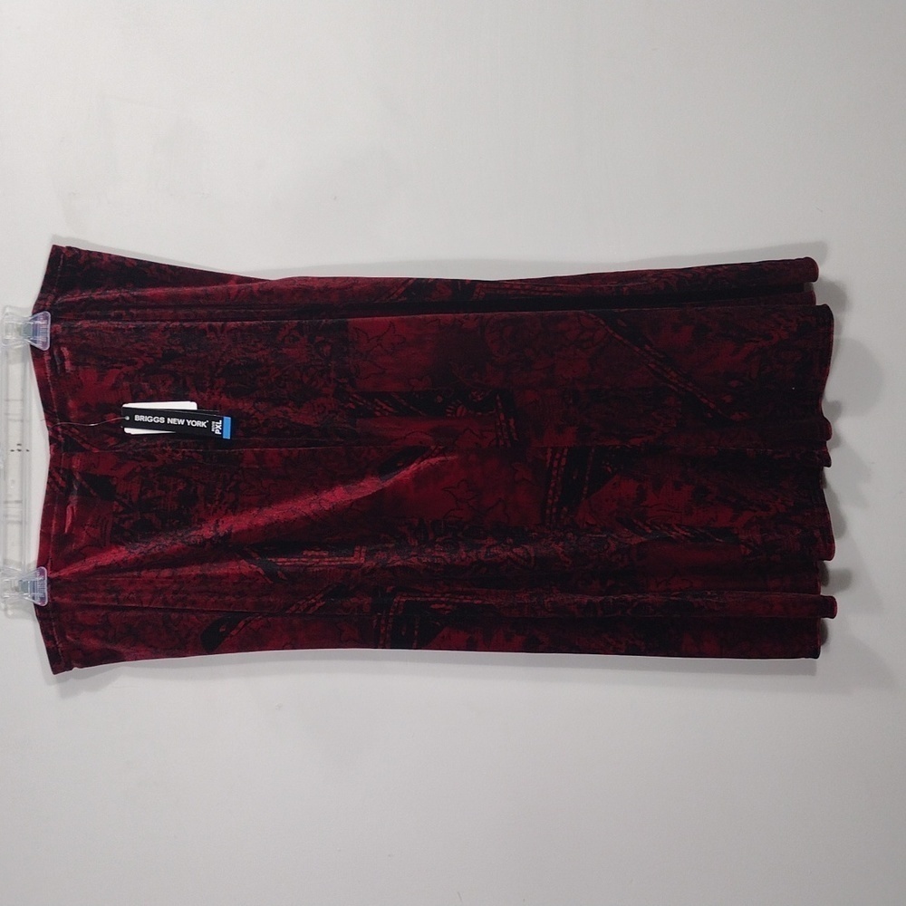 NWT Briggs New York Skirt Size PXL Burgundy